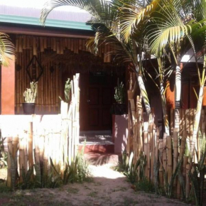 Room in Villa - Outback RetreatHotel